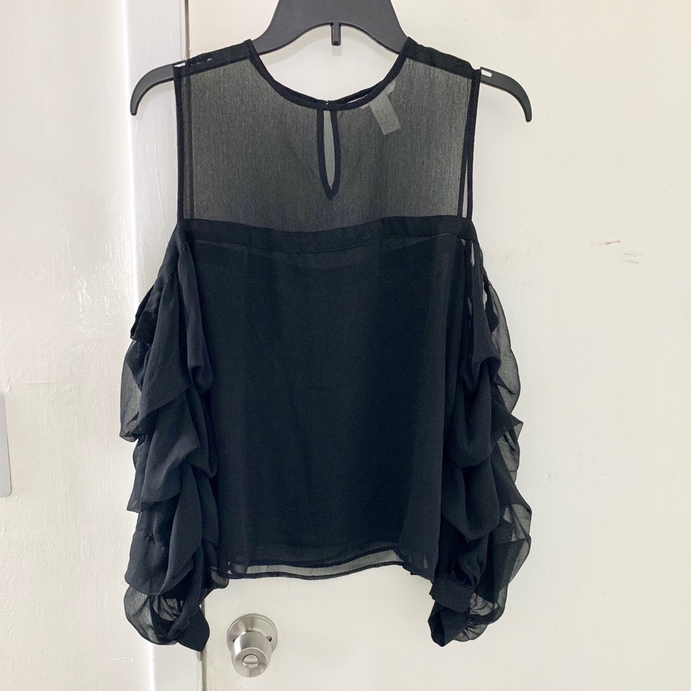 H&M | Black Ruffle Sleeve Blouse